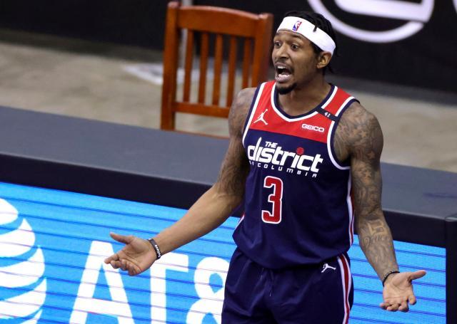 在群山环抱 在群山环抱