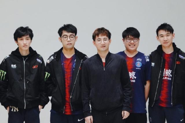 全场掌声 全场掌声