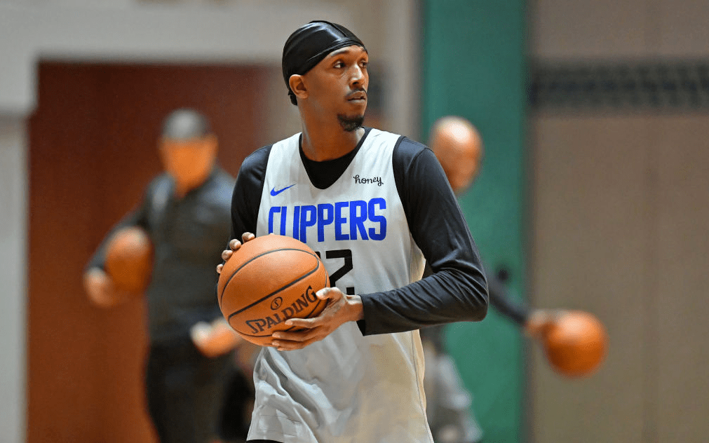 而是队友接 而是队友接