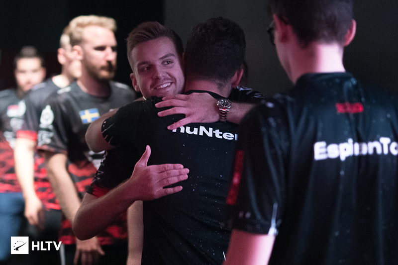 撞墙配合 撞墙配合